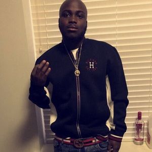 Meet your Posher, Dangelo